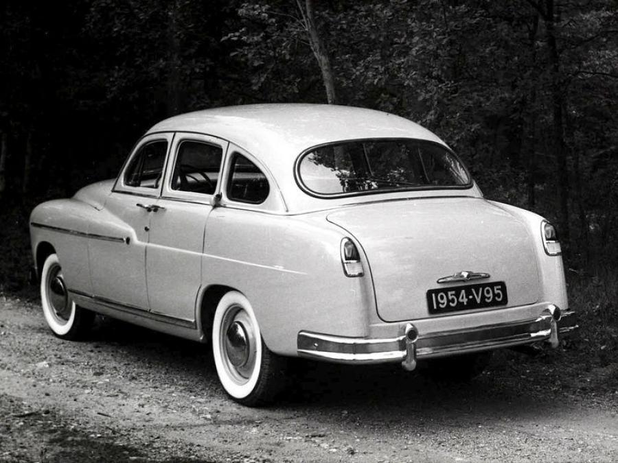  Ford Vedette 4-Door Sedan 1952 года  (фото 2 из 2)